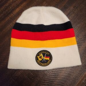Hildes Souvenir Germany Beanie Unisex One Size Deutschland Knit Patch Flag